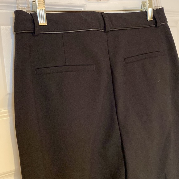 Banana Republic Blake Wide Leg slacks. size 4. Career wear comfort - Picture 4 of 7